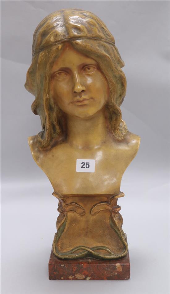 An Art Nouveau bust of a girl